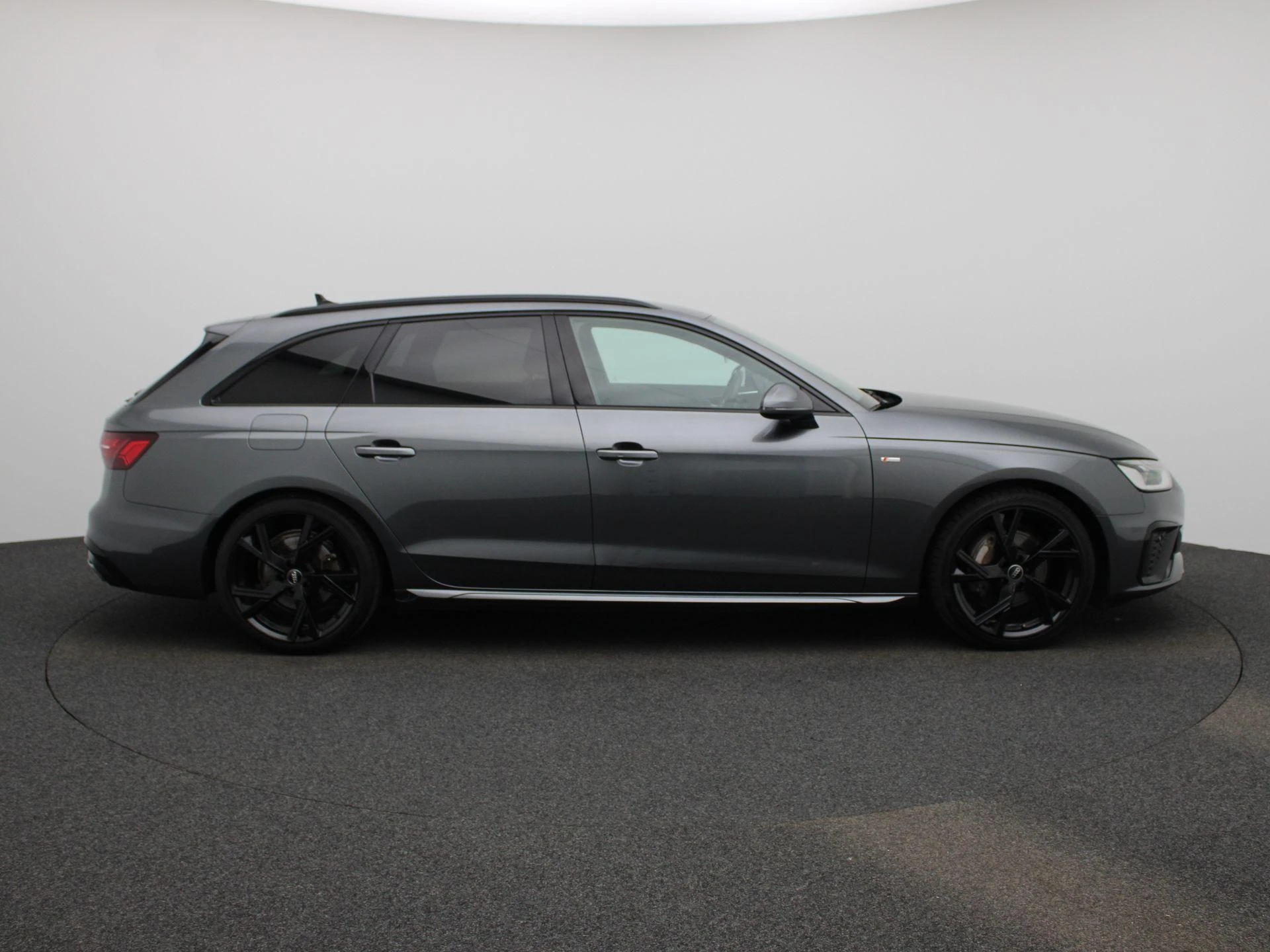 Audi A4 Avant 40 TFSI quattro S edition