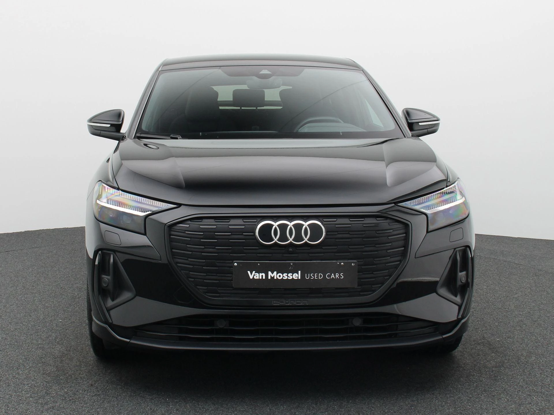 Audi-Q4 Sportback e-tron-image-2