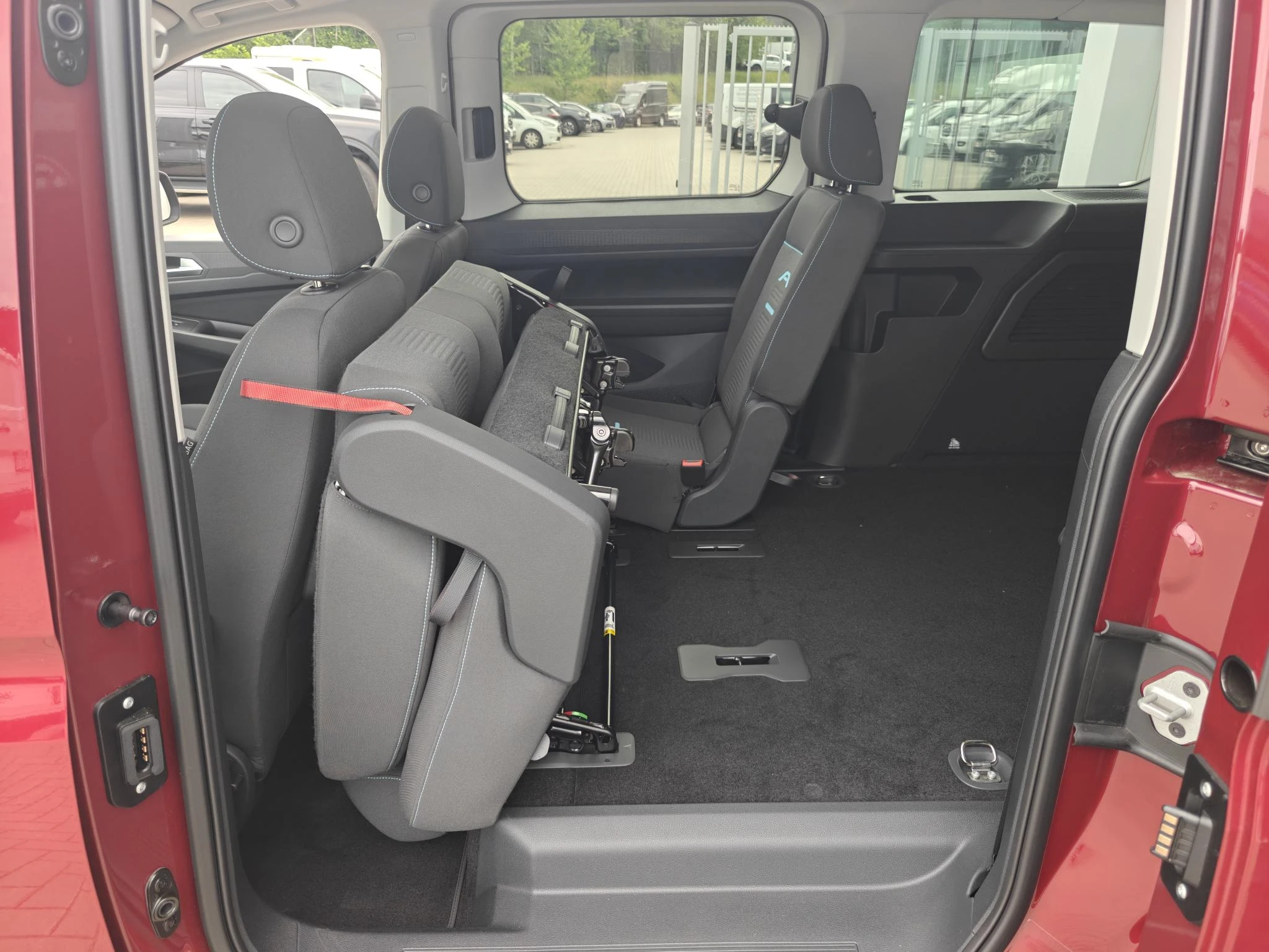Ford Tourneo Connect Grand 1.5 PHEV 110kW Active Aut.