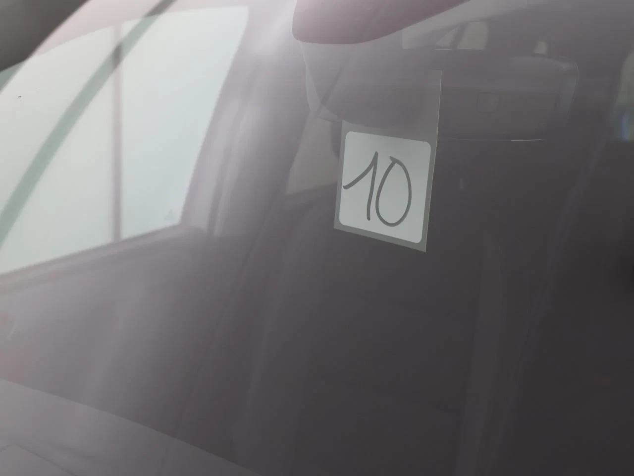 Volkswagen-Touran-image-6