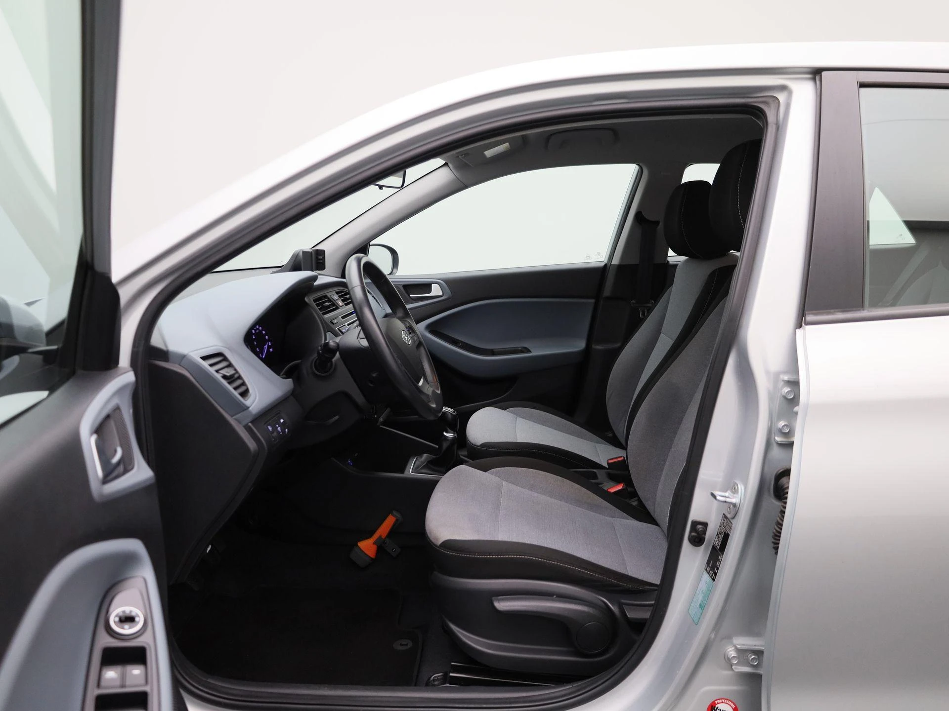 Hyundai-i20-image-8