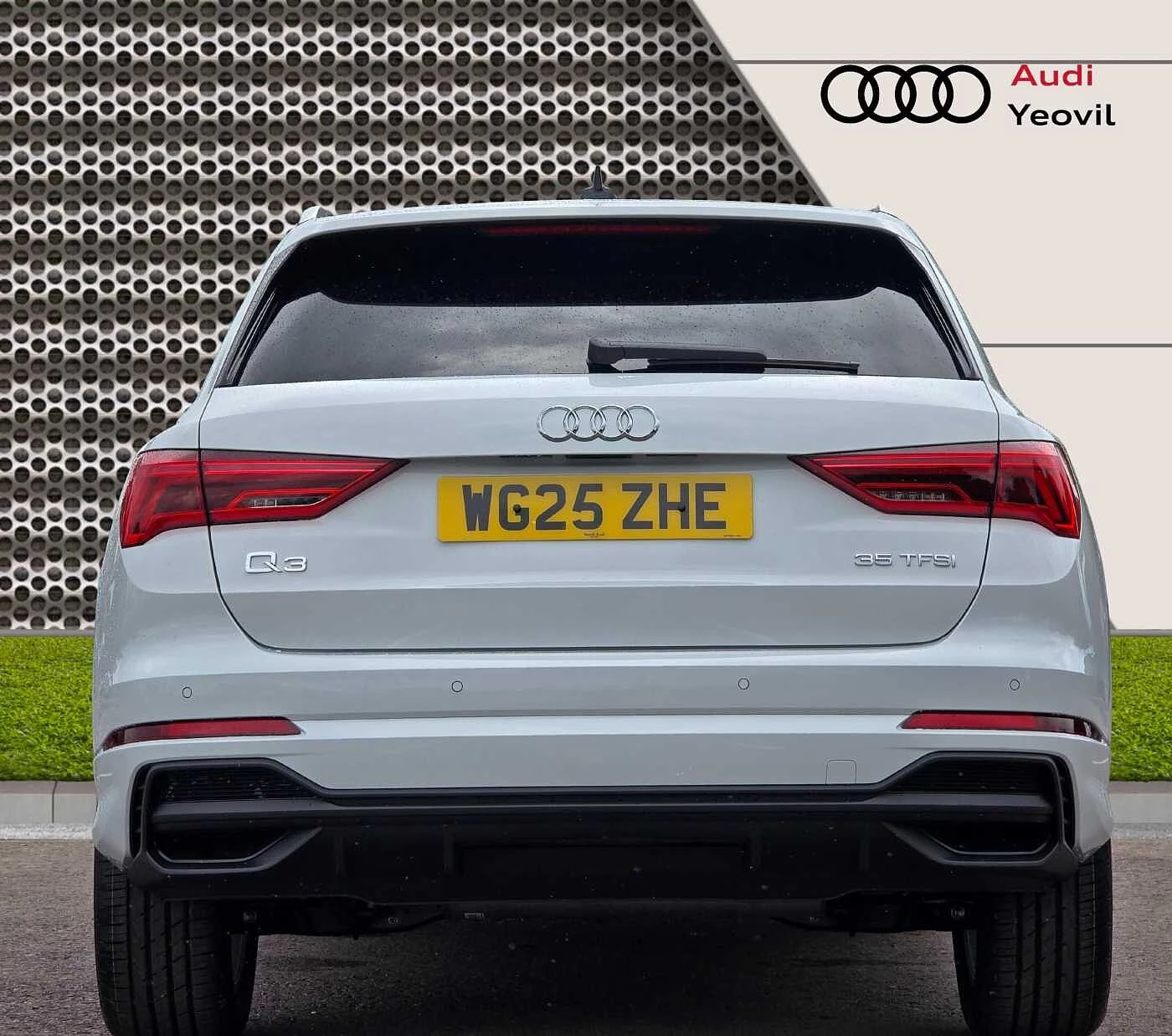 Audi-Q3-image-11