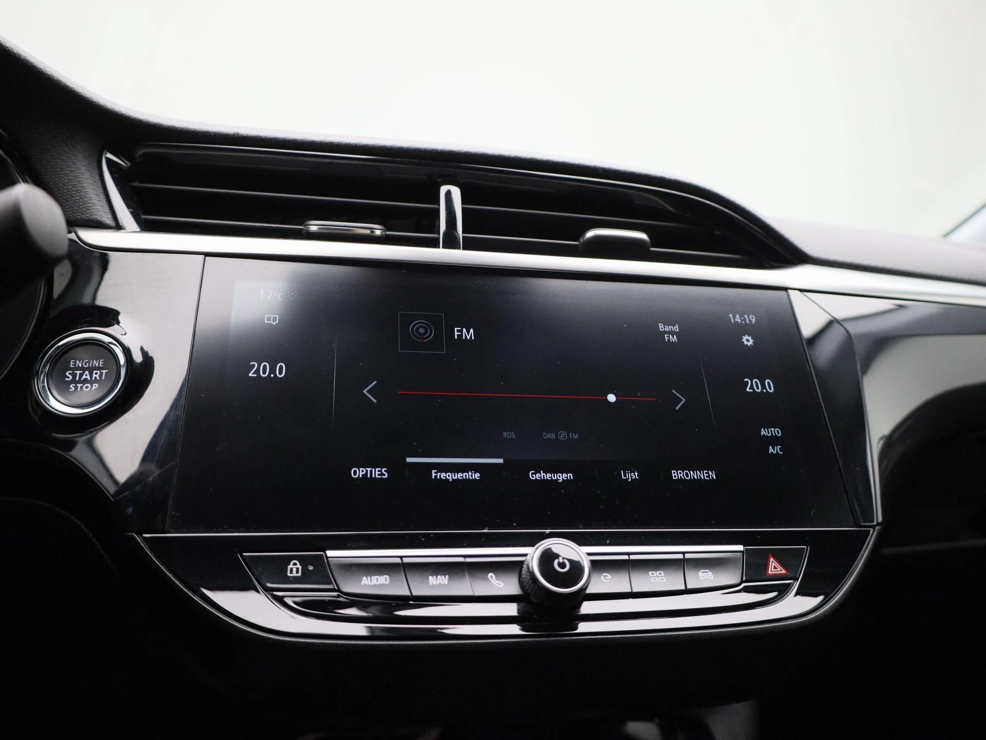 Opel-Corsa-e-image-28