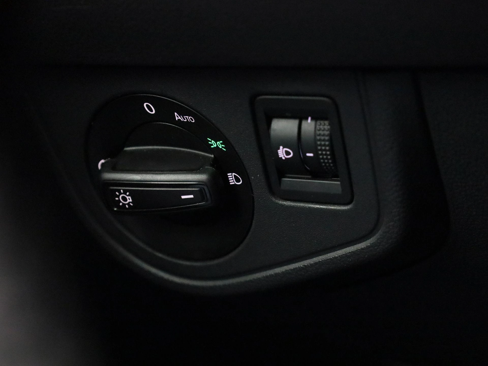 Volkswagen-Taigo-image-18