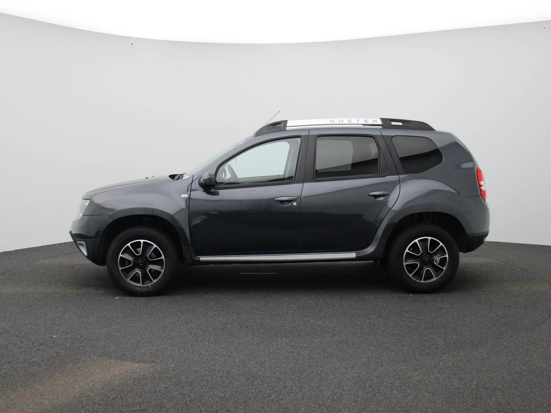 Dacia-Duster-image-3