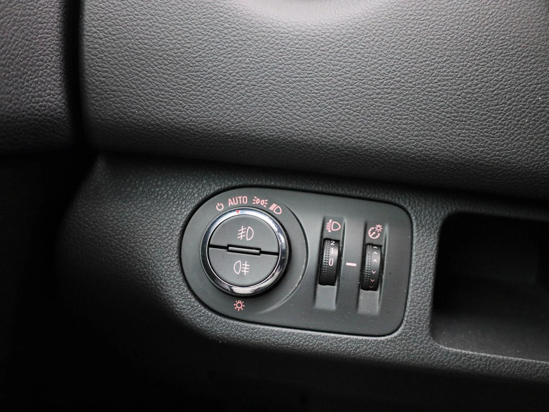 Opel-Meriva-image-22