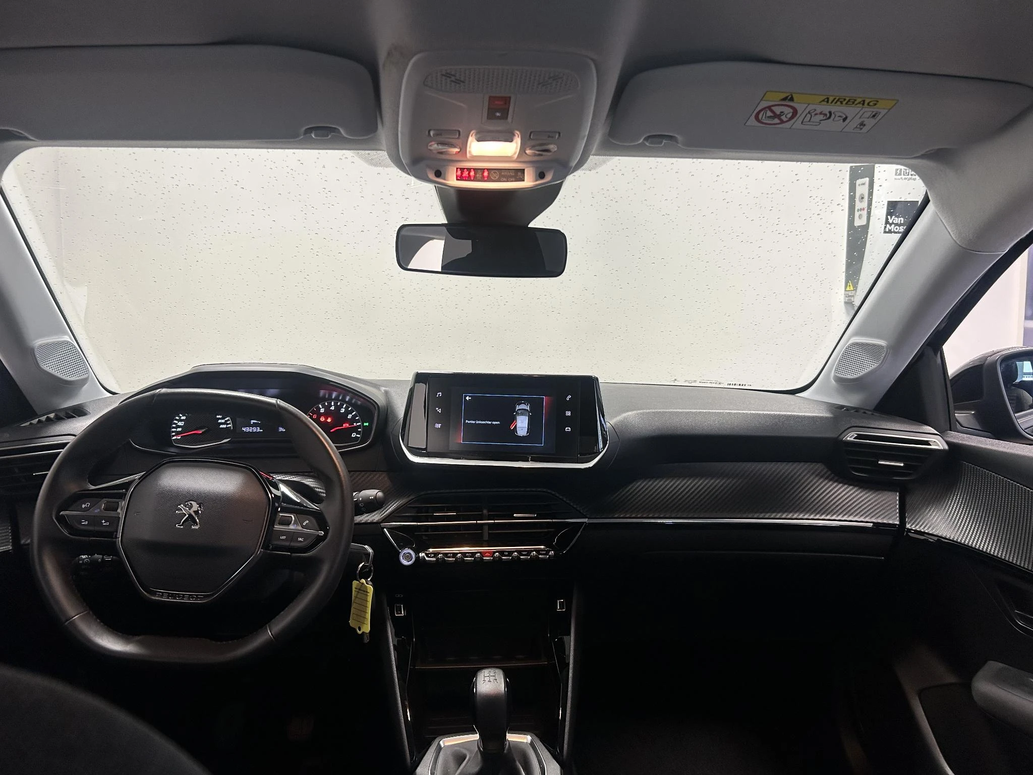 Peugeot-208-image-5