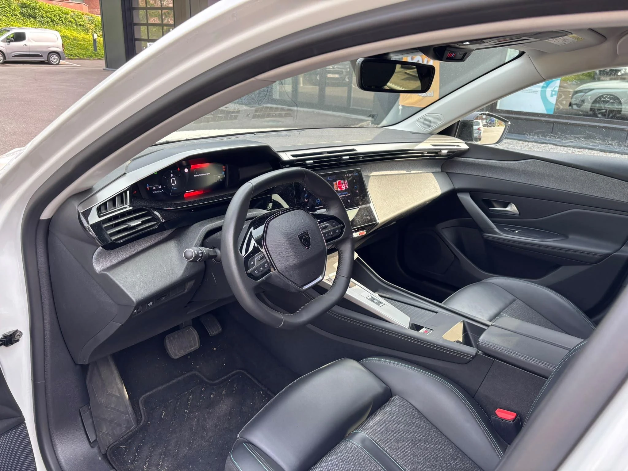Peugeot 308 1.2 PureTech 130 S&S EAT8 Allure