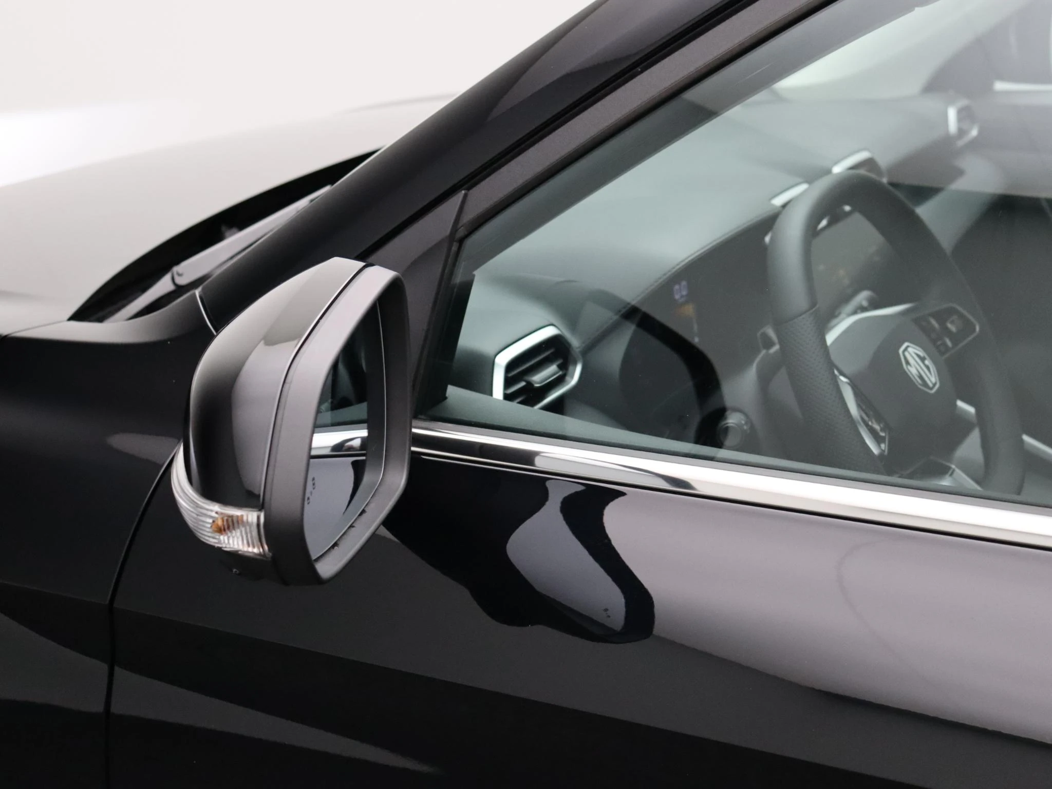 MG-ZS-image-8