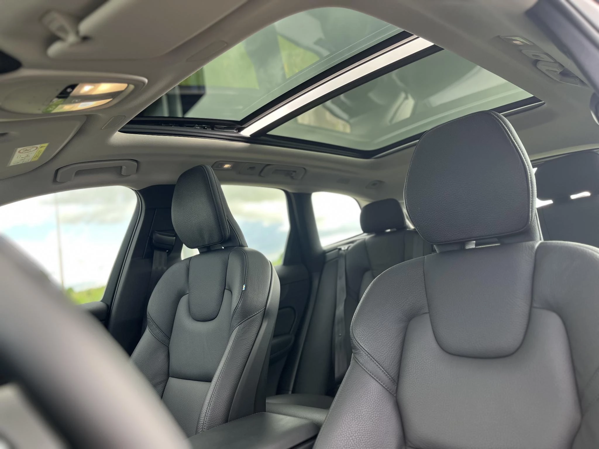 Volvo-XC60-image-8