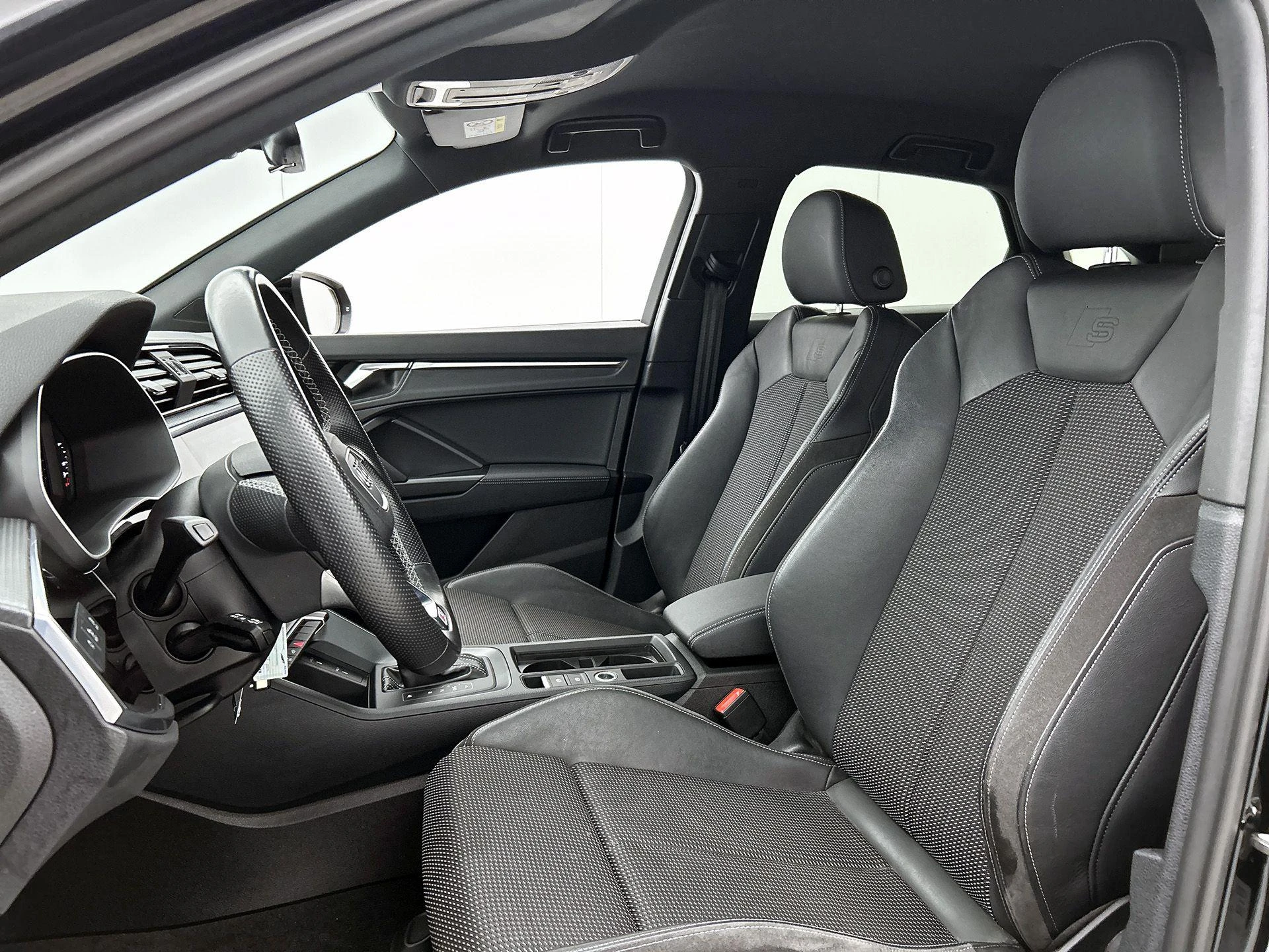 Audi-Q3-image-31