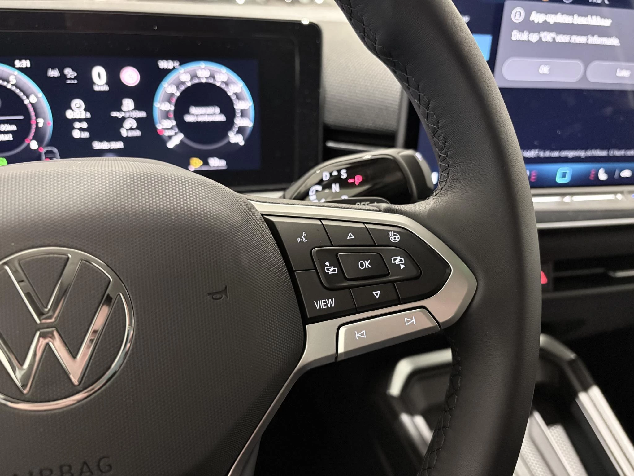 Volkswagen T-Roc 1.5 eTsi Life First Edition 116 PK Automaat