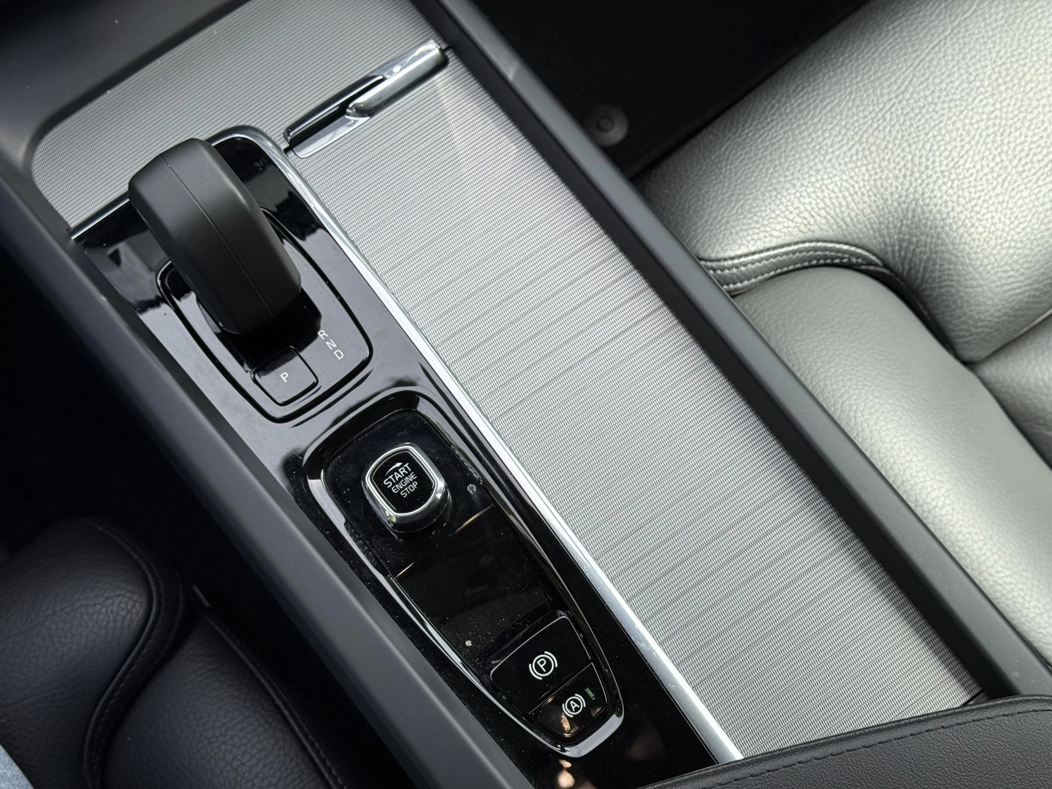 Volvo XC60 T6 Plug-in hybrid AWD Ultimate Bright