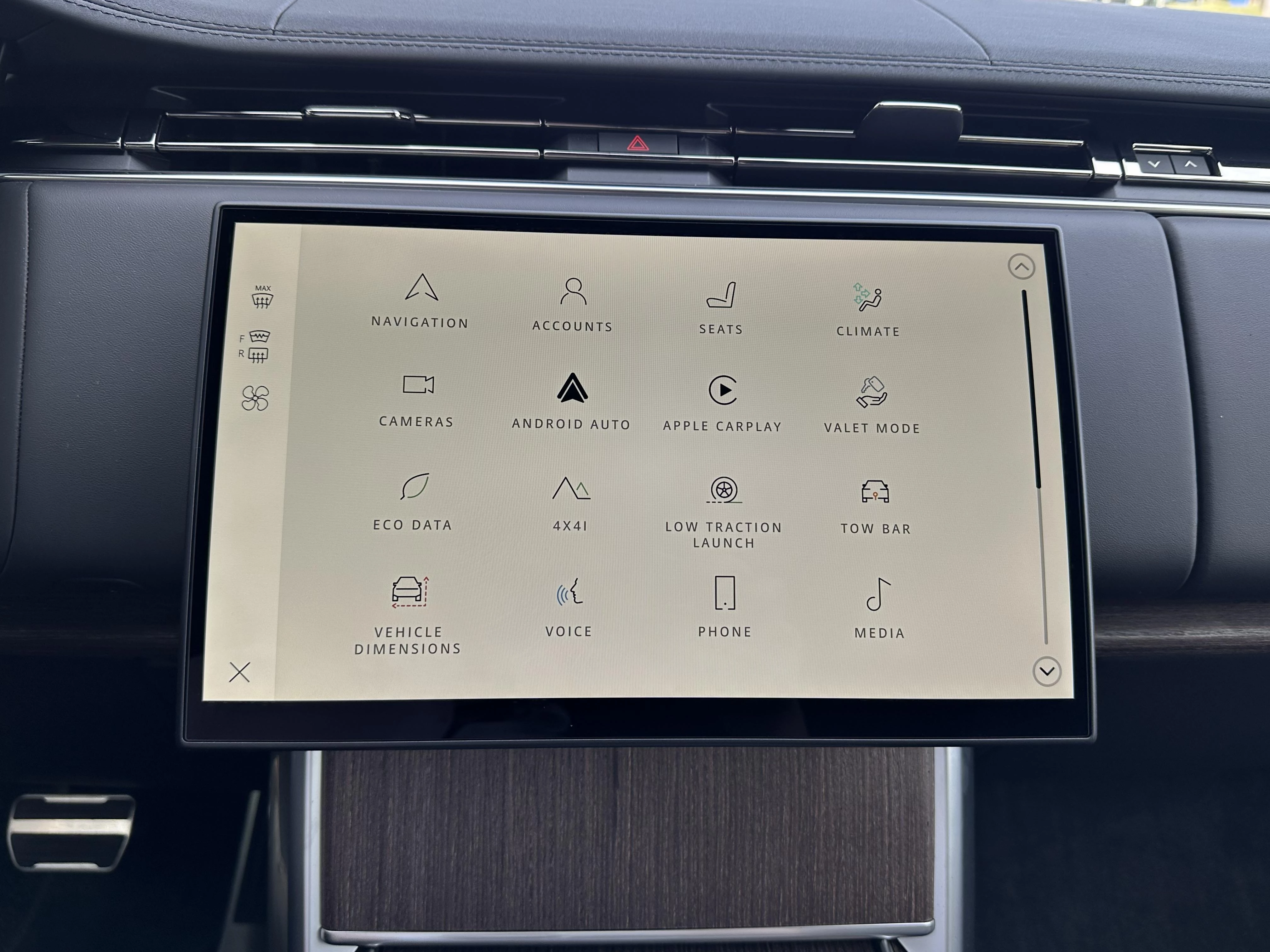 Land Rover-Range Rover-image-24