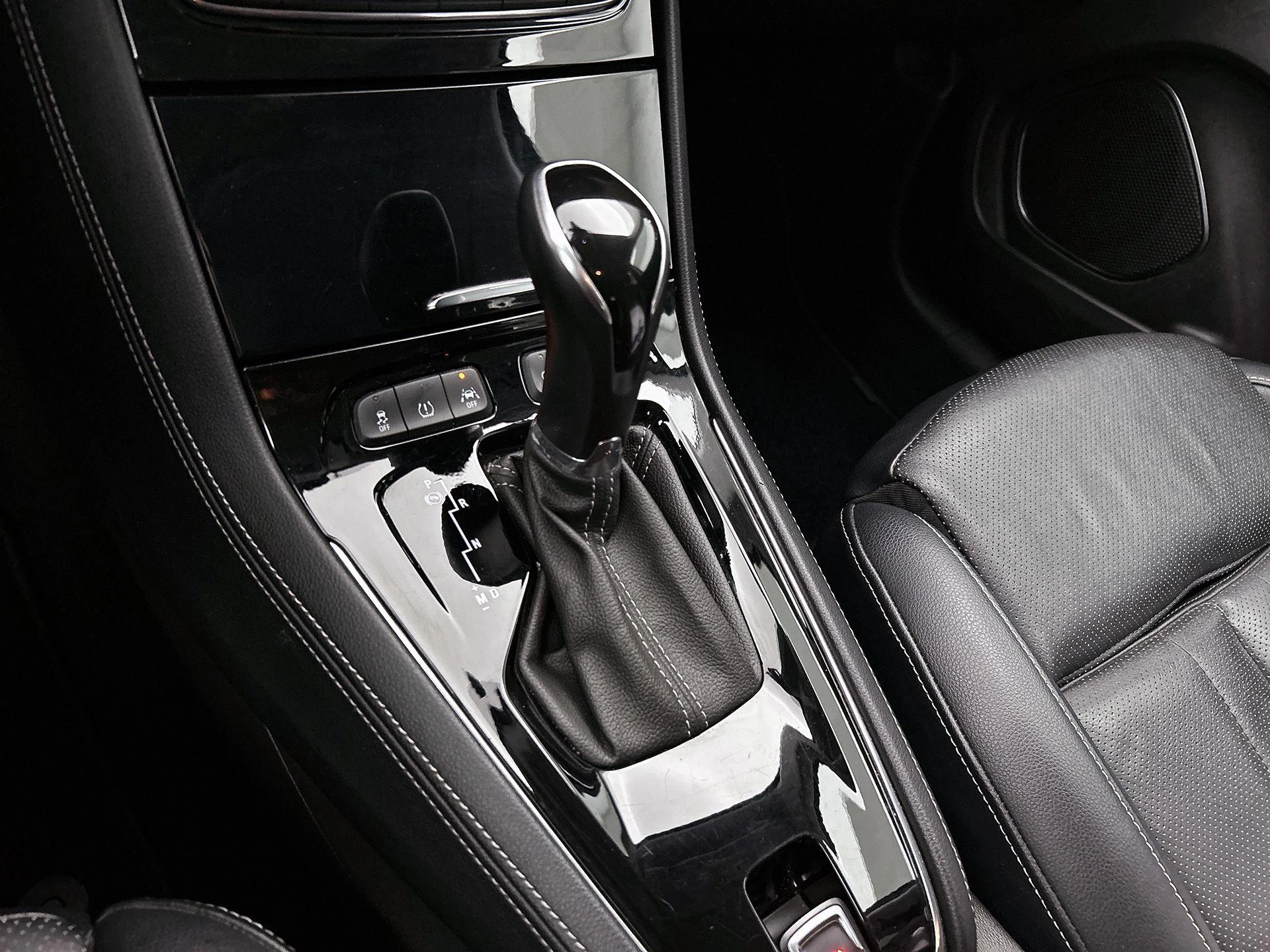 Opel-Grandland X-image-25