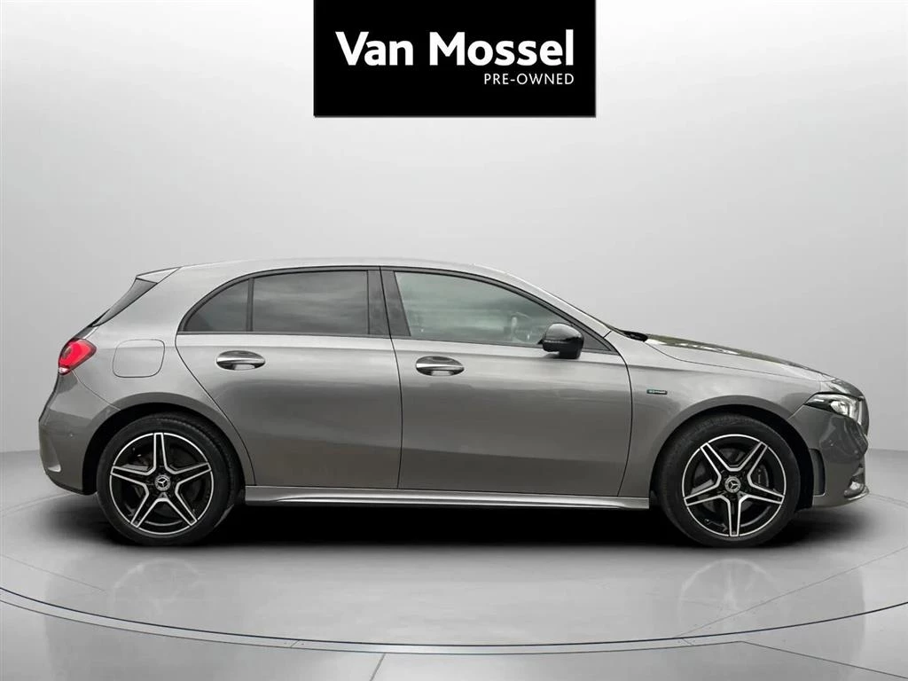 Mercedes-Benz A-Klasse A250 e 1,3 Plugin-hybrid AMG Line 8G-DCT 218HK 5d 8g Aut.