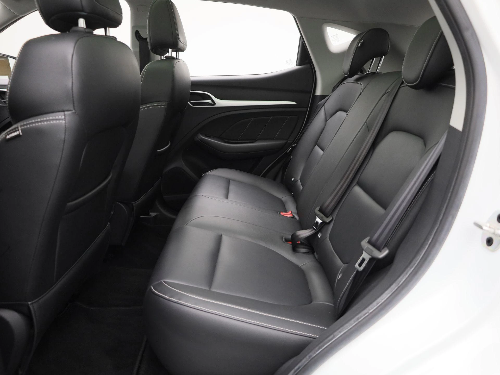 MG-ZS EV-image-10