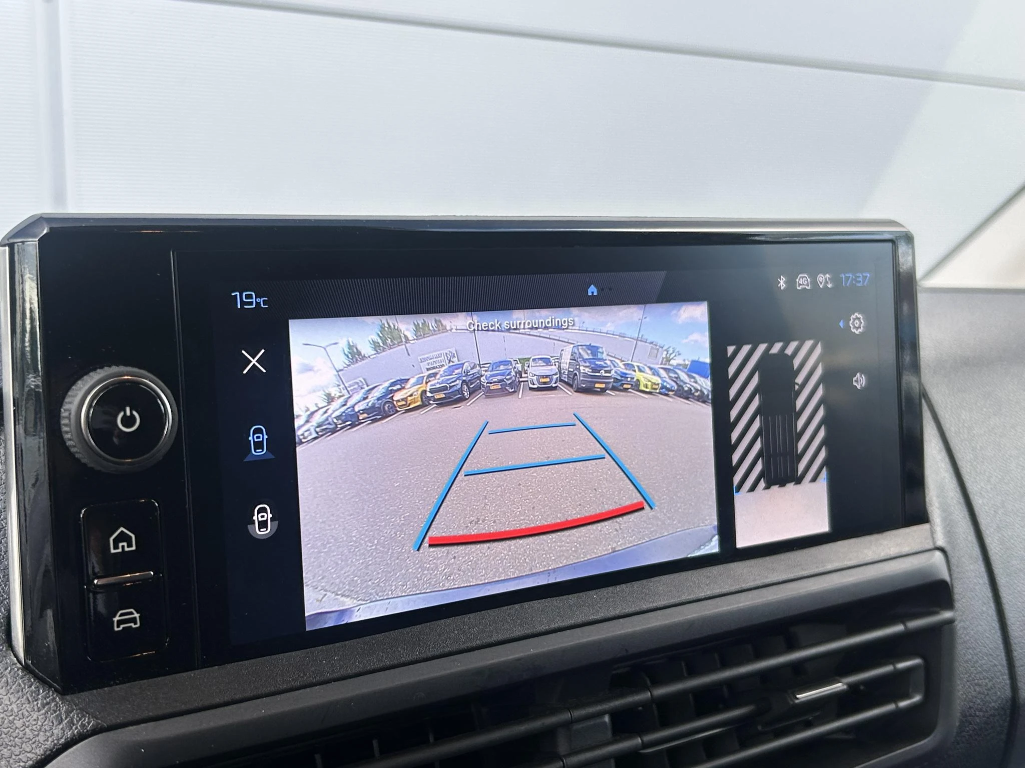 Peugeot e-Expert EV L2 75 kWh