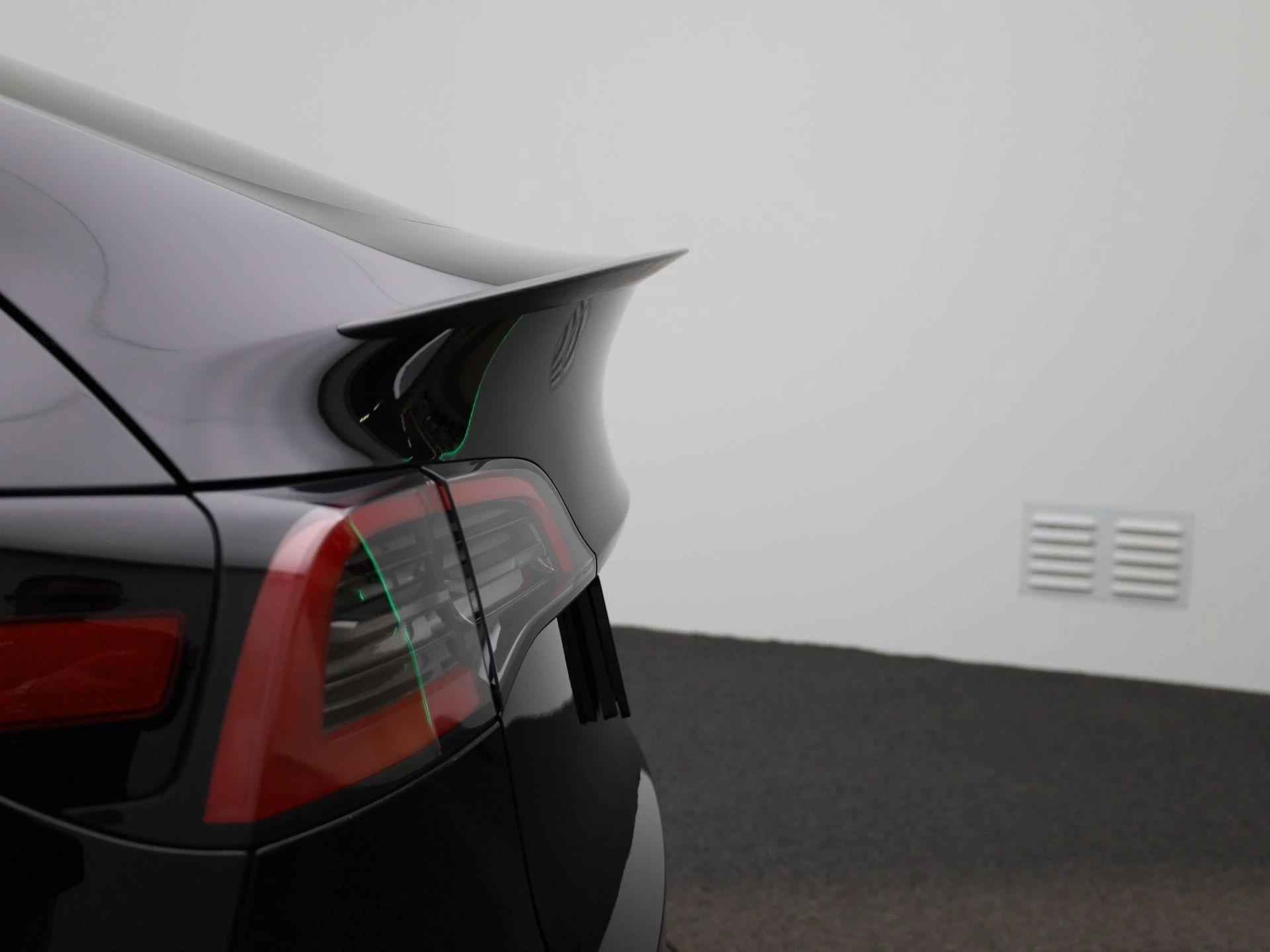 Tesla-Model Y-image-44