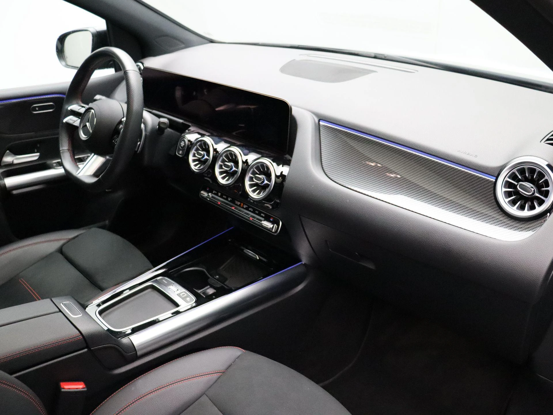 Mercedes-Benz-B-Klasse-image-31