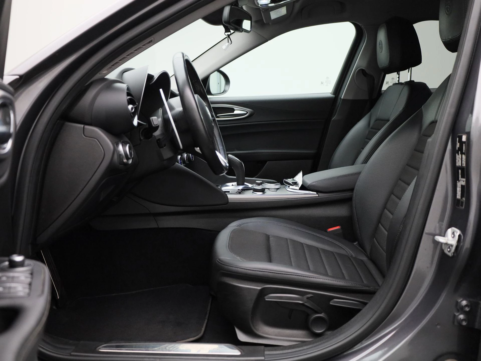 Alfa Romeo Giulia 2.0 TB 200 Sprint AUTO