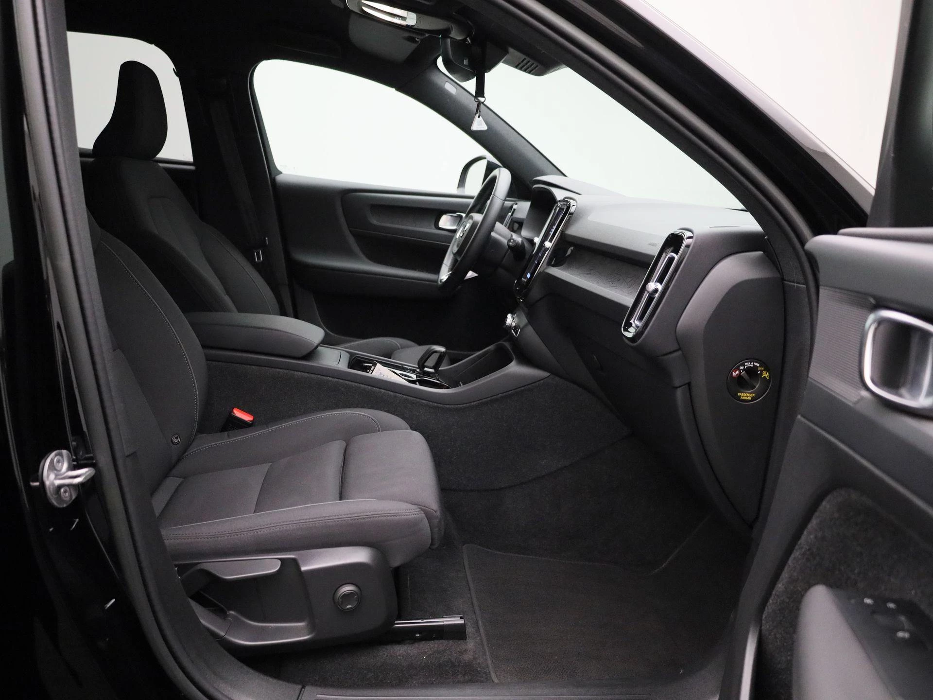 Volvo XC40 Recharge Core 70 kWh