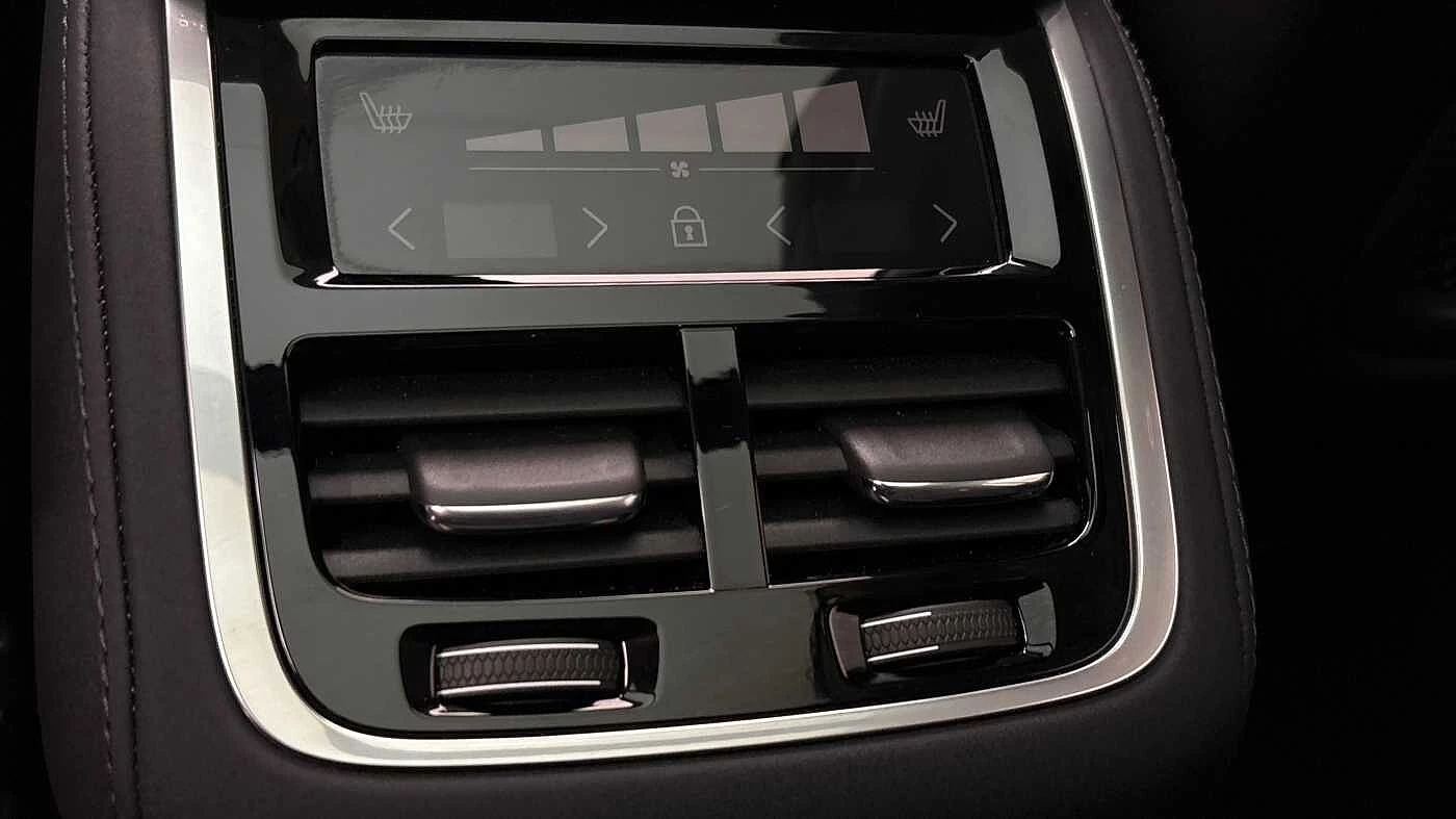 Volvo-XC90-image-16