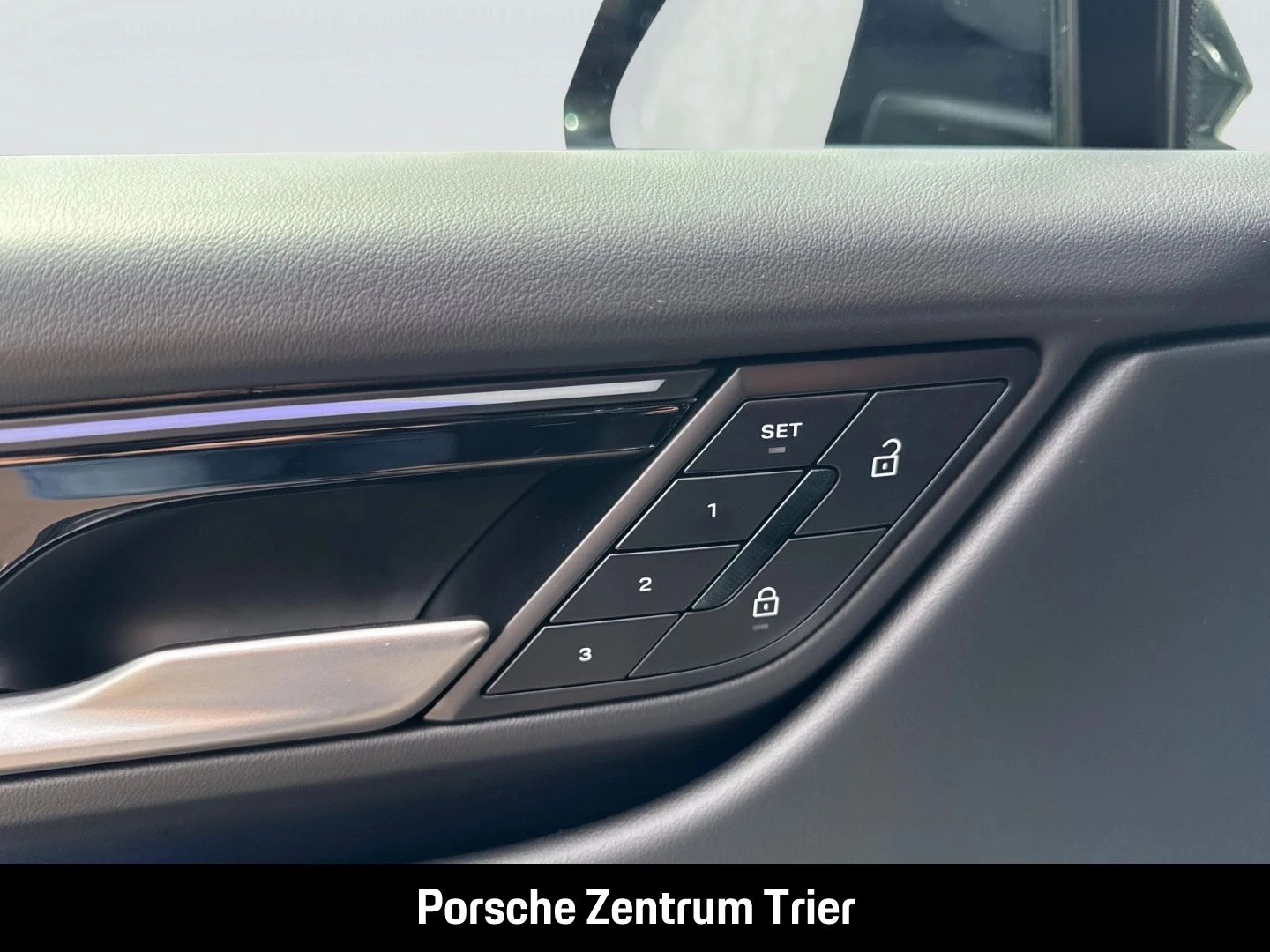 Porsche-Macan-image-21