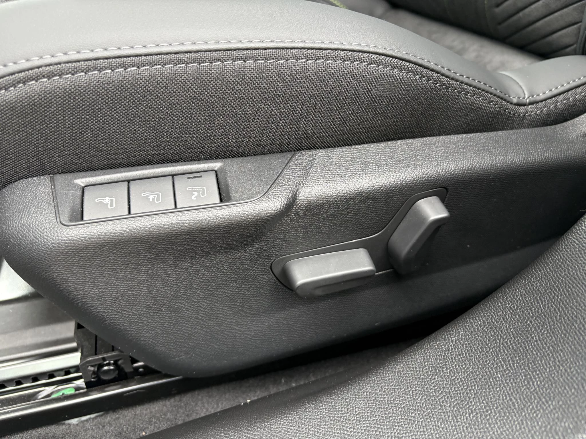 Peugeot-2008-image-11