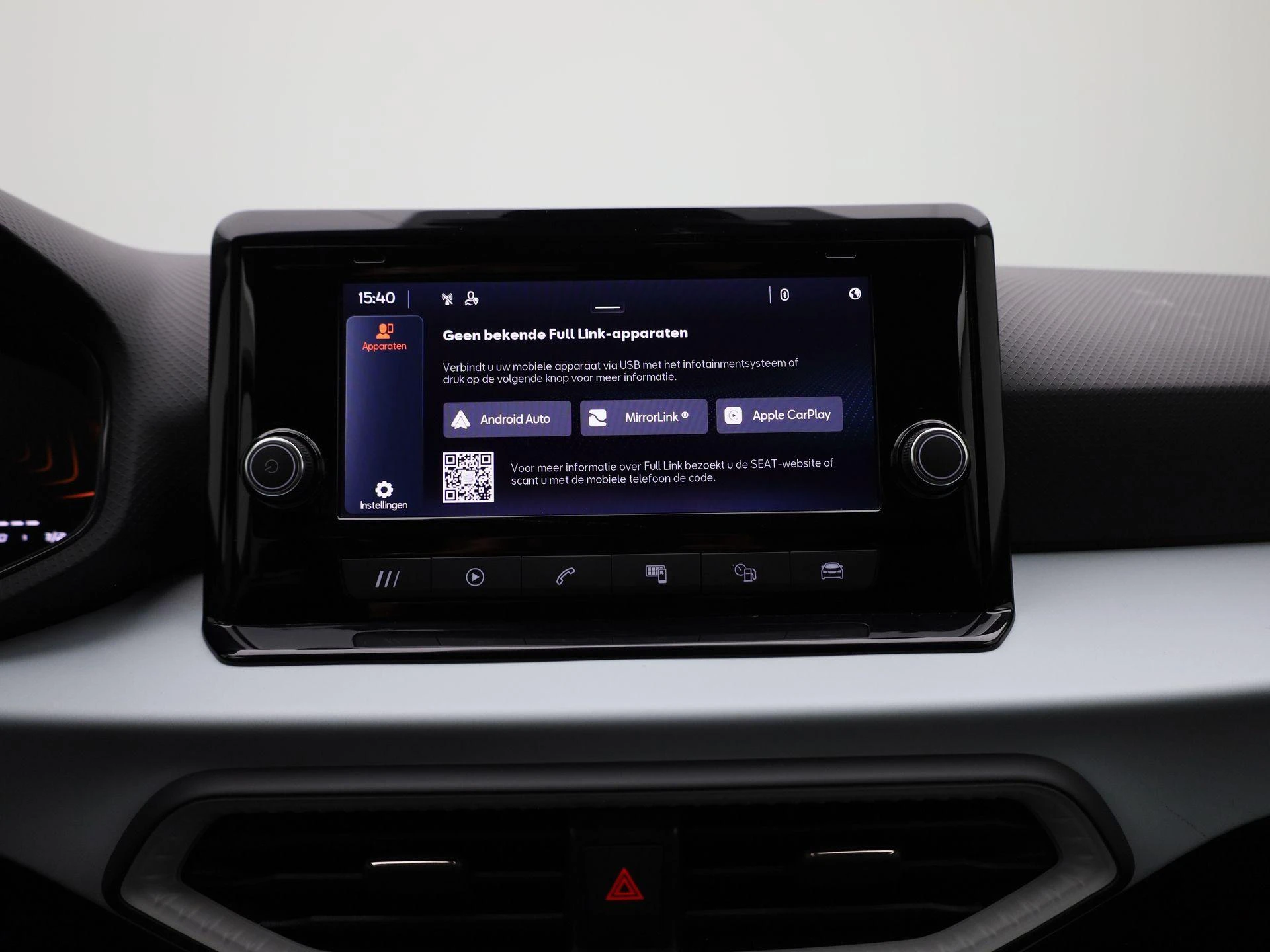 SEAT-Arona-image-23