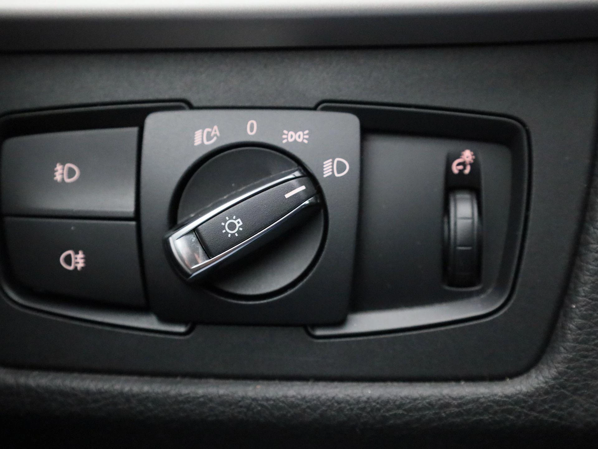 BMW-3 Serie-image-25