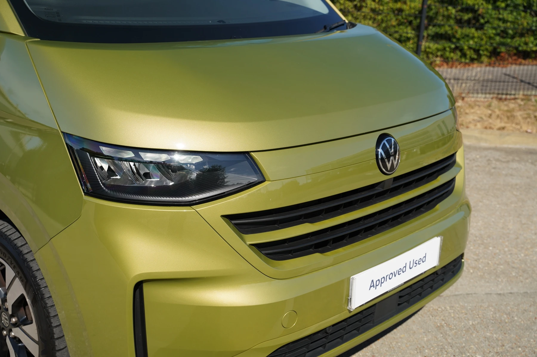 Volkswagen-Transporter-image-34