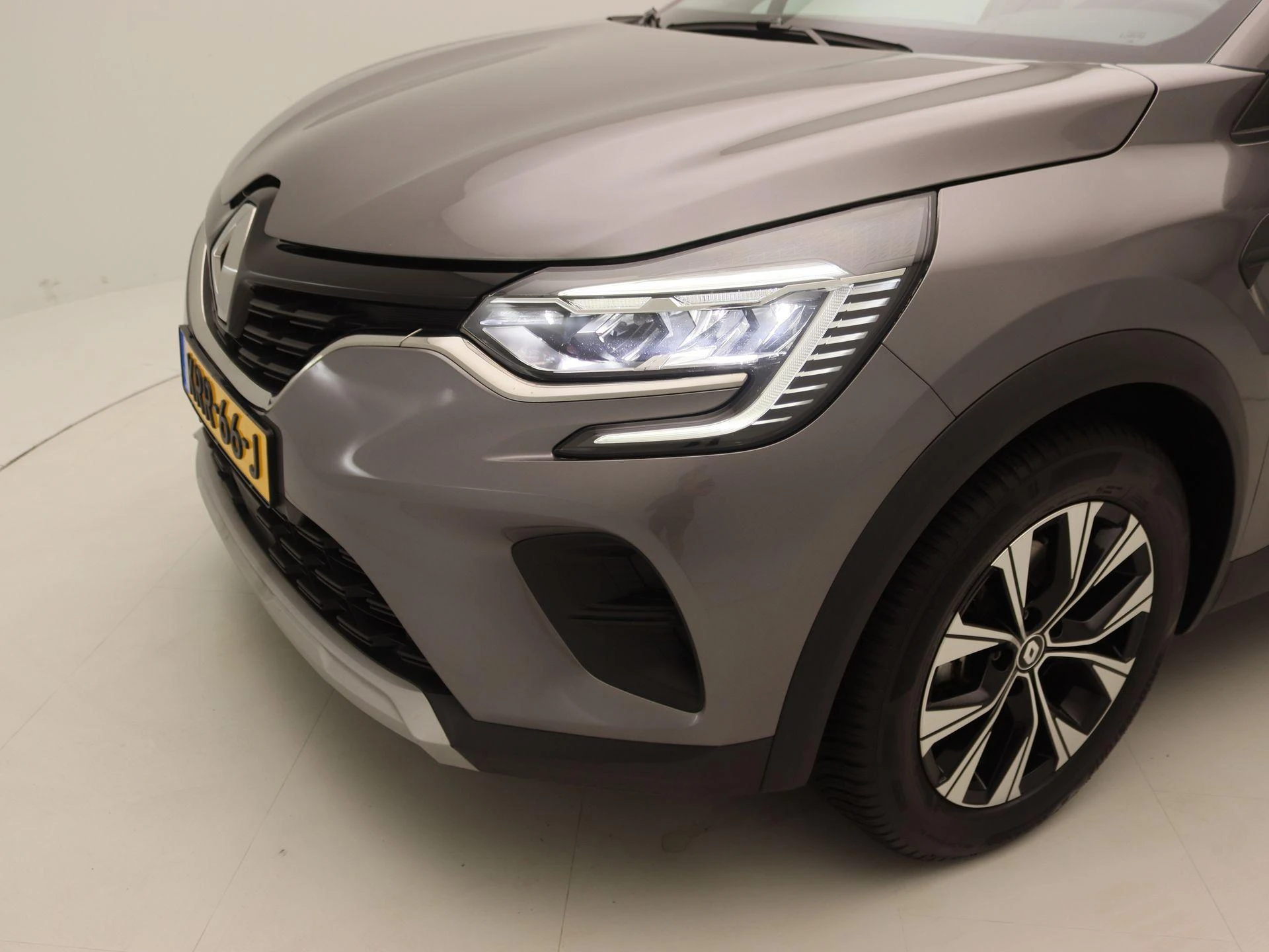 Renault-Captur-image-14