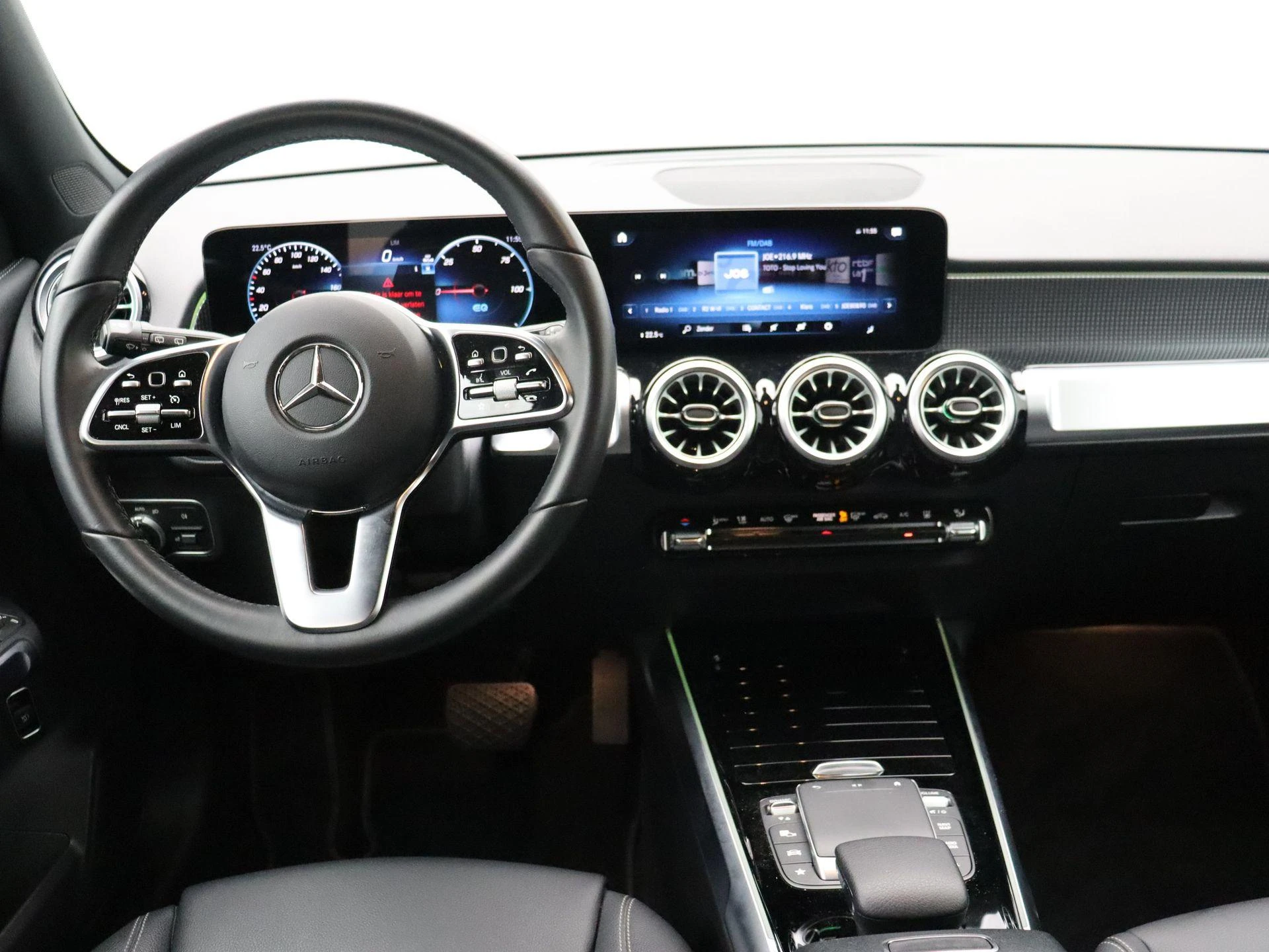 Mercedes-Benz EQB 250 Business Line