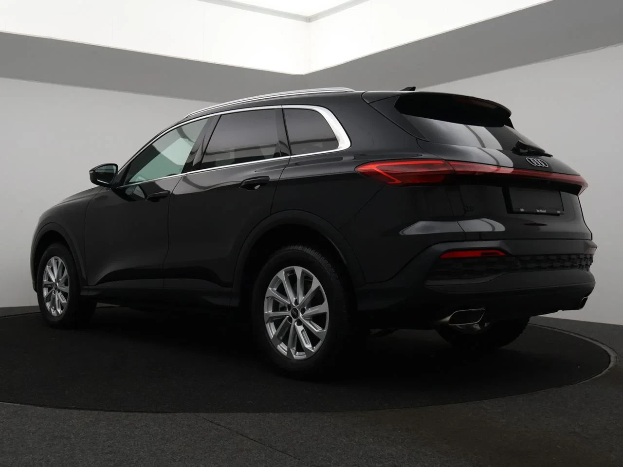 Audi-Q5-image-1