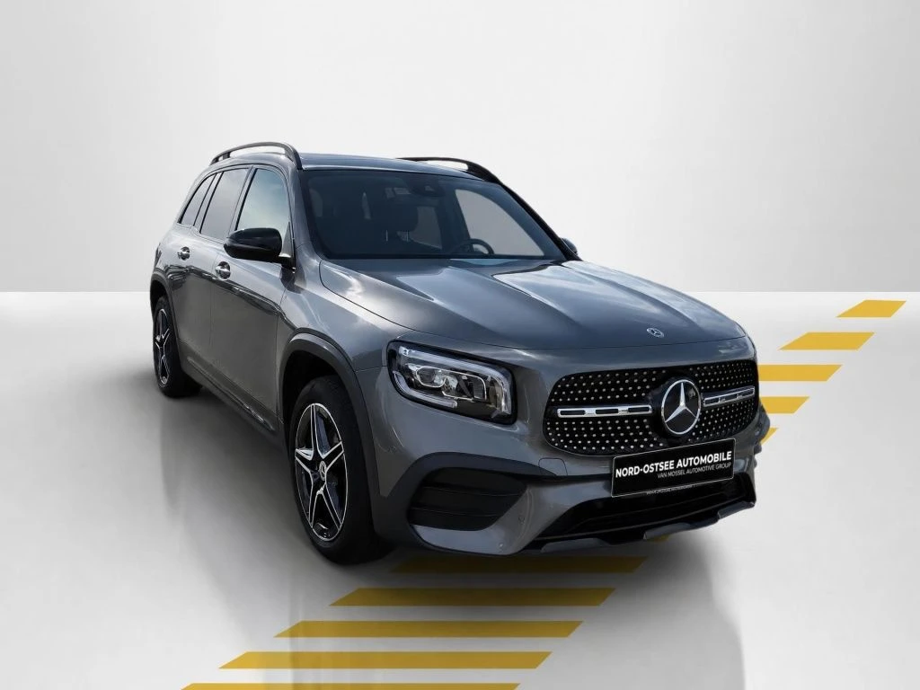 Mercedes-Benz-GLB 200 d-image-17