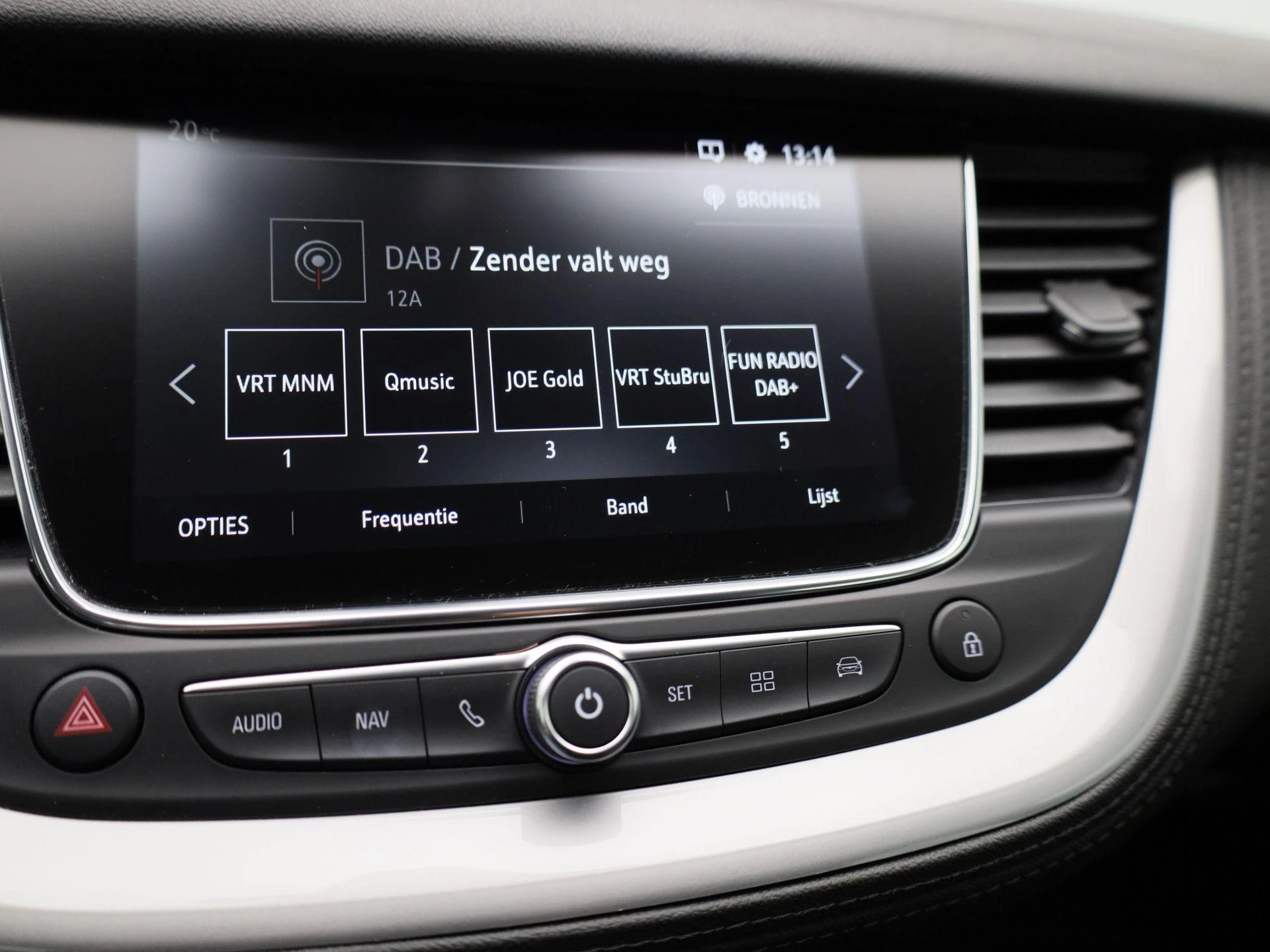 Opel-Grandland X-image-13
