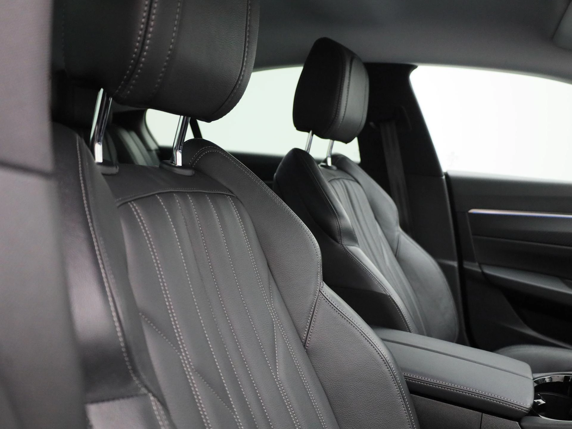 Peugeot 508 1.5 BlueHDi 130 S&S EAT8 Allure Pack