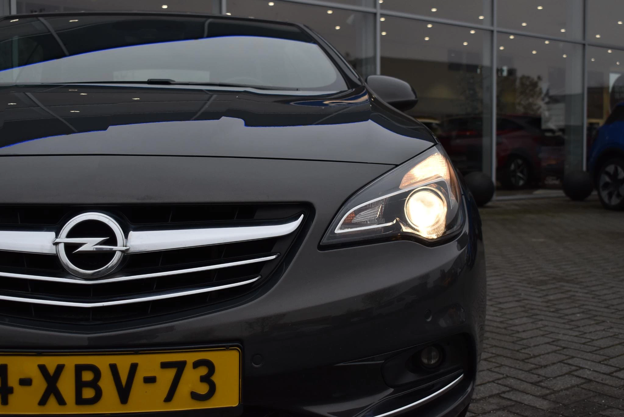 Opel-Cascada-image-8