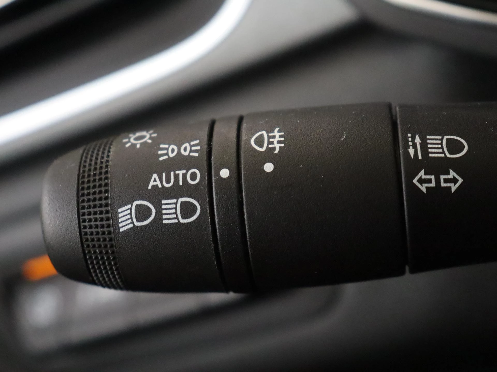 Renault-Captur-image-24