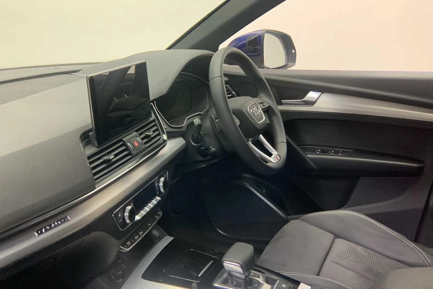 Audi-Q5-image-1
