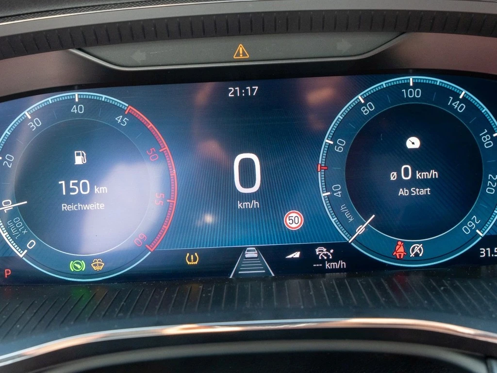 Škoda Octavia Combi 2.0 TDI DSG Style Navi/LED/SHZ