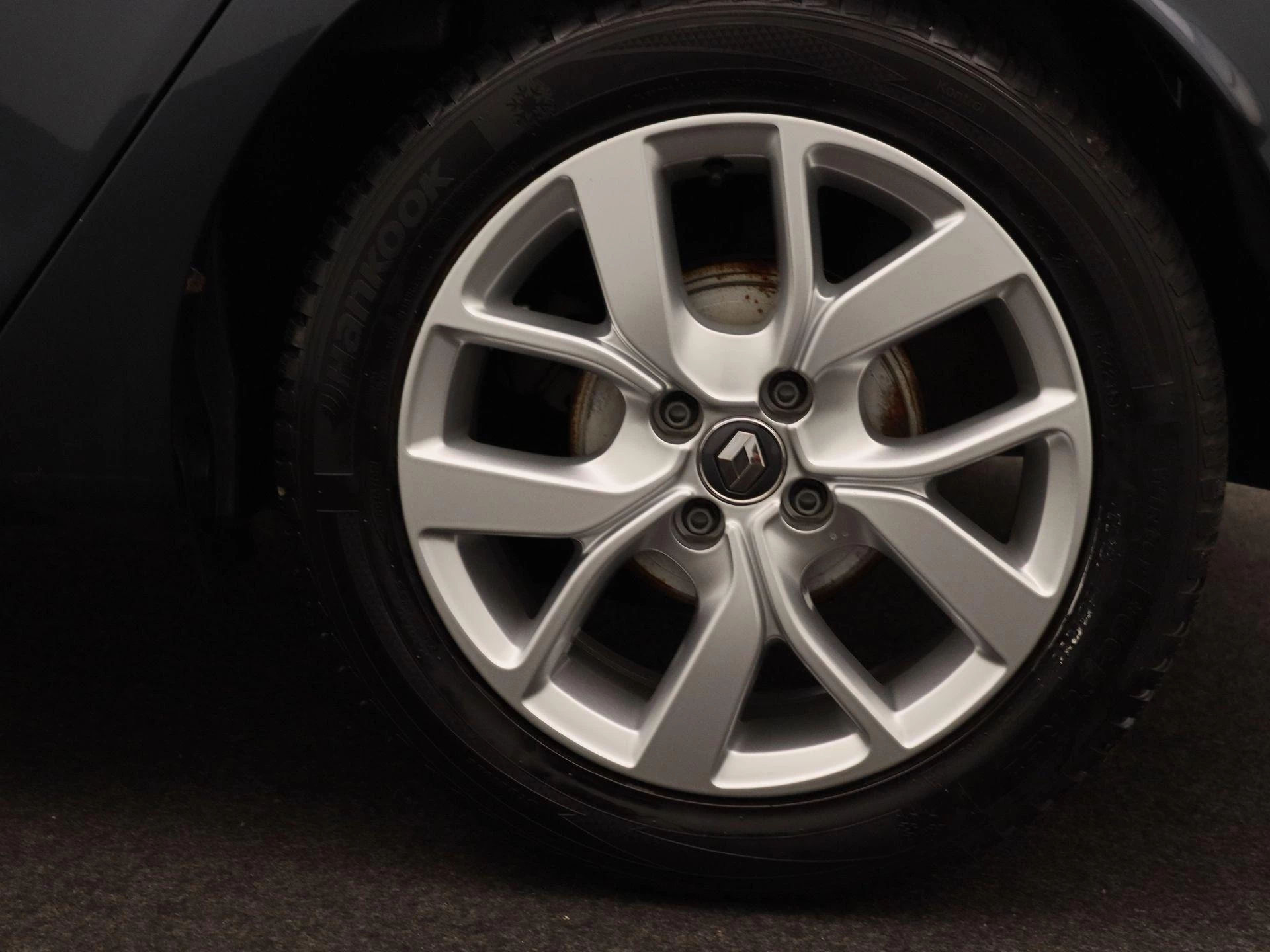 Renault-Clio-image-15