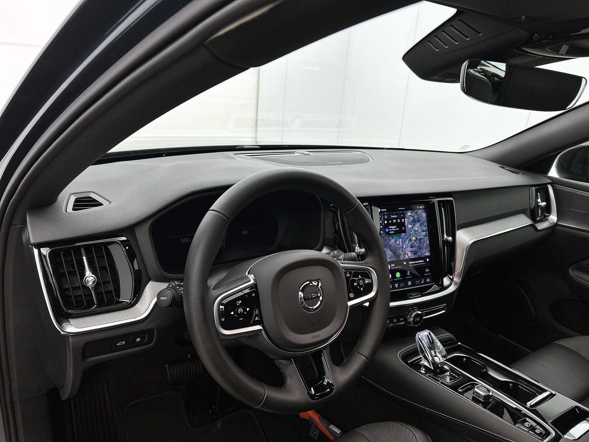 Volvo-V60-image-17