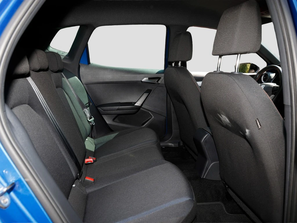 SEAT-Arona-image-9
