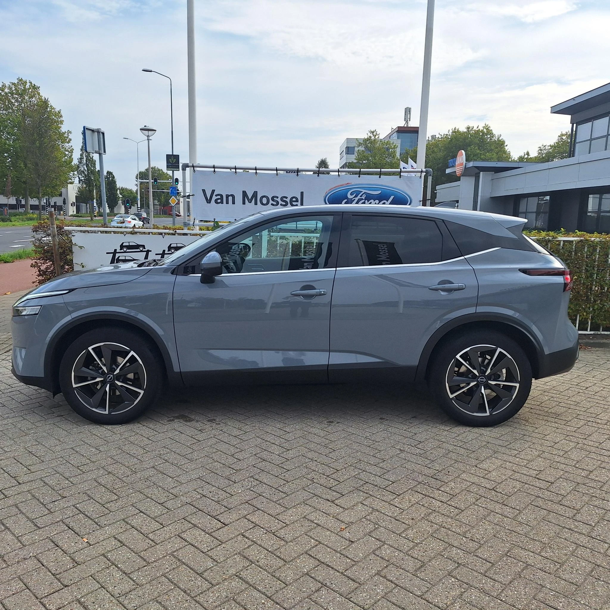 Nissan-QASHQAI-image-3