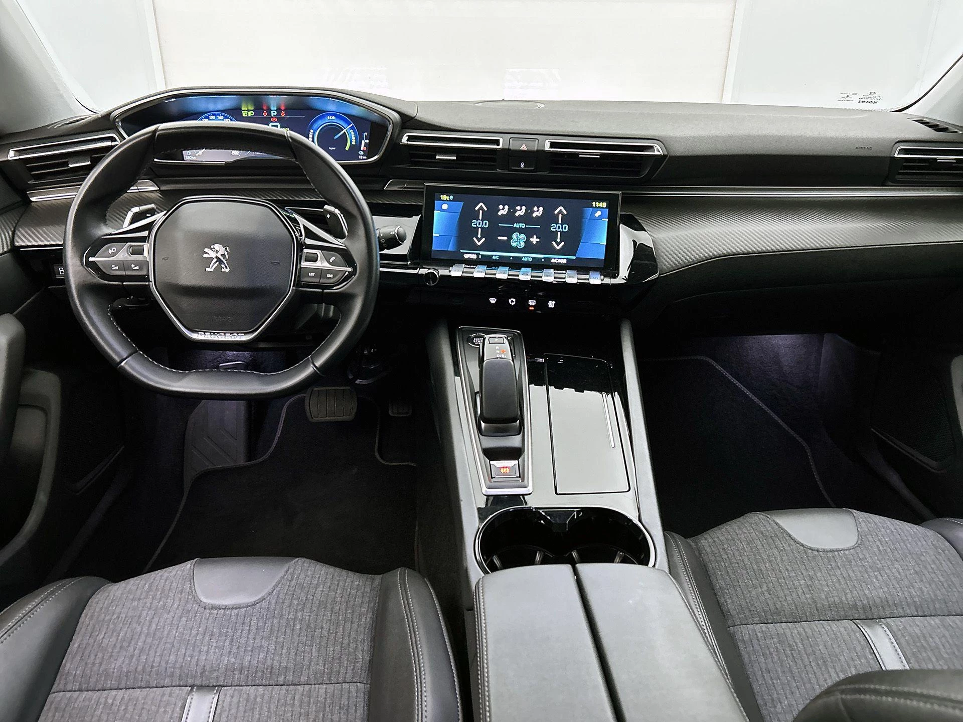 Peugeot-508-image-24