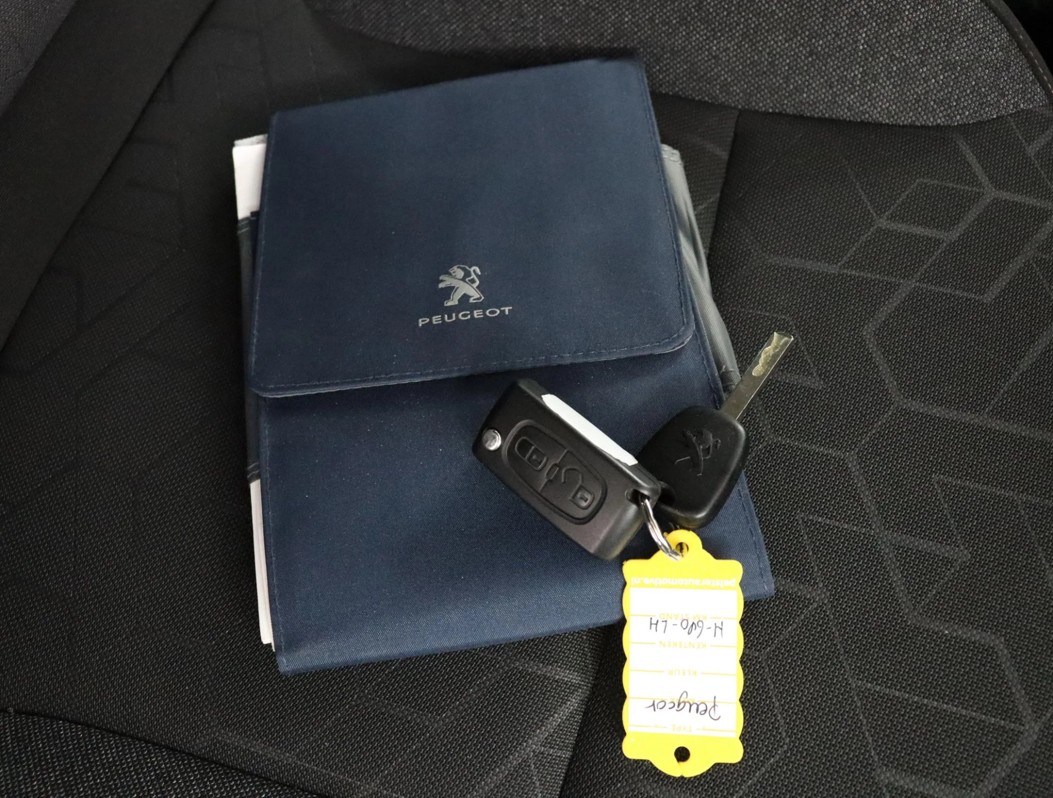 Peugeot-e-Partner-image-7