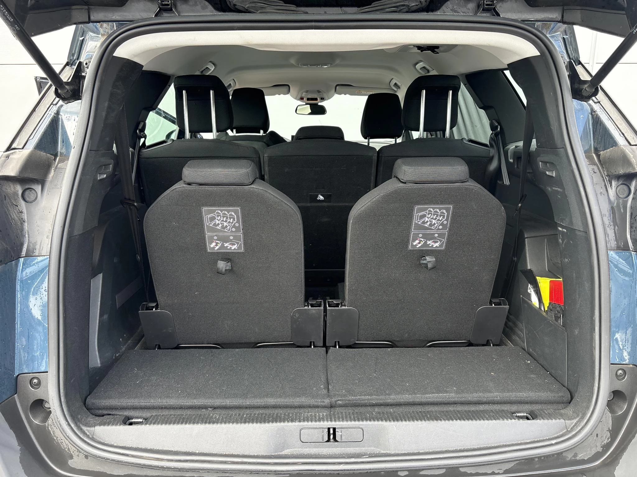 Peugeot-5008-image-23