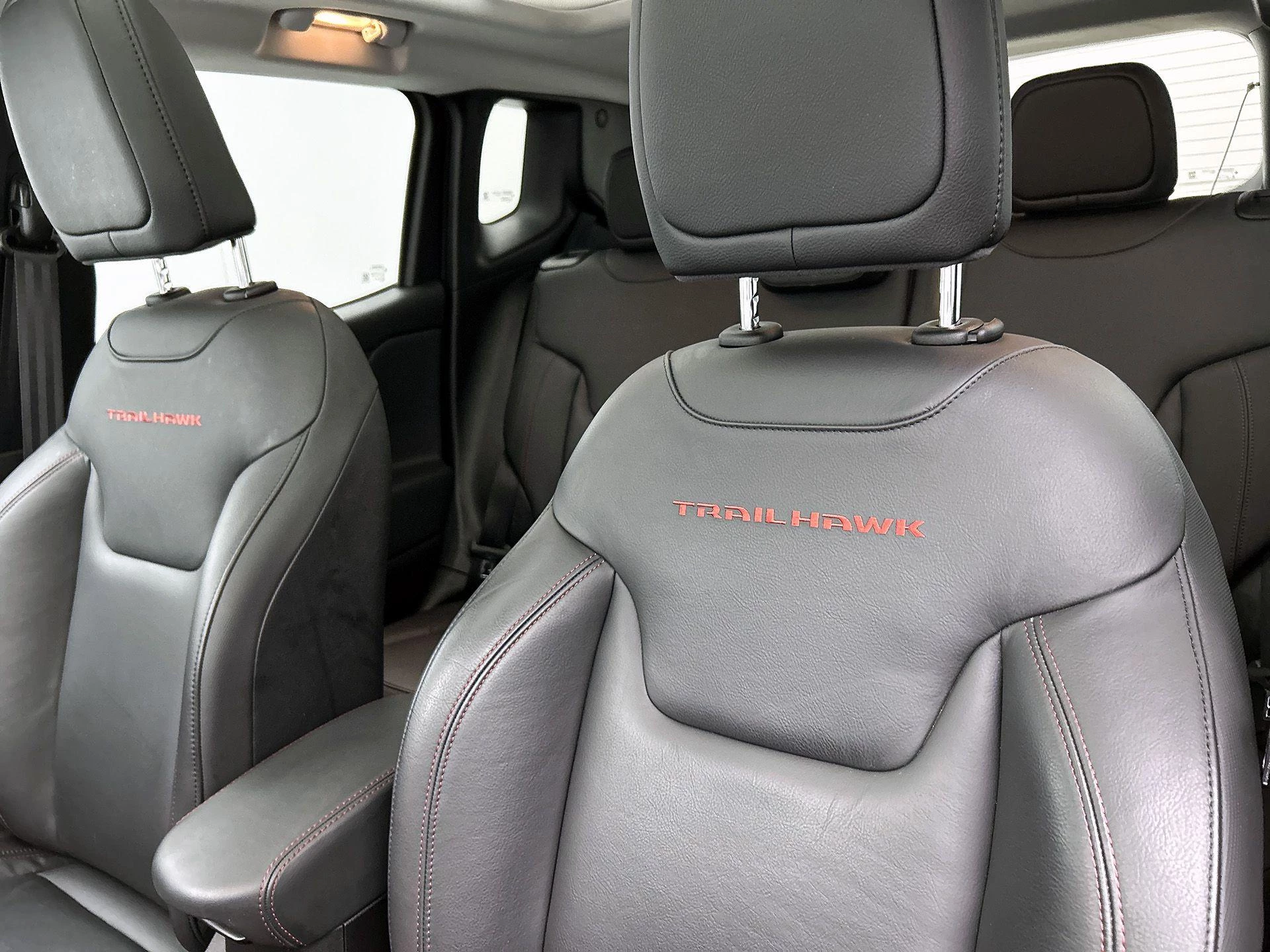 Jeep-Renegade-image-10